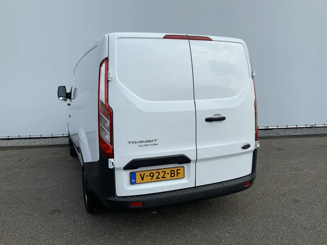 Ford Transit Custom 270 2.2 TDCI L1H1 Economy Edition Airco Cruise 3 Z - Krovininis mikroautobusas: foto 2 Ford Transit Custom 270 2.2 TDCI L1H1 Economy Edition Airco Cruise 3 Z - Krovininis mikroautobusas: foto 2