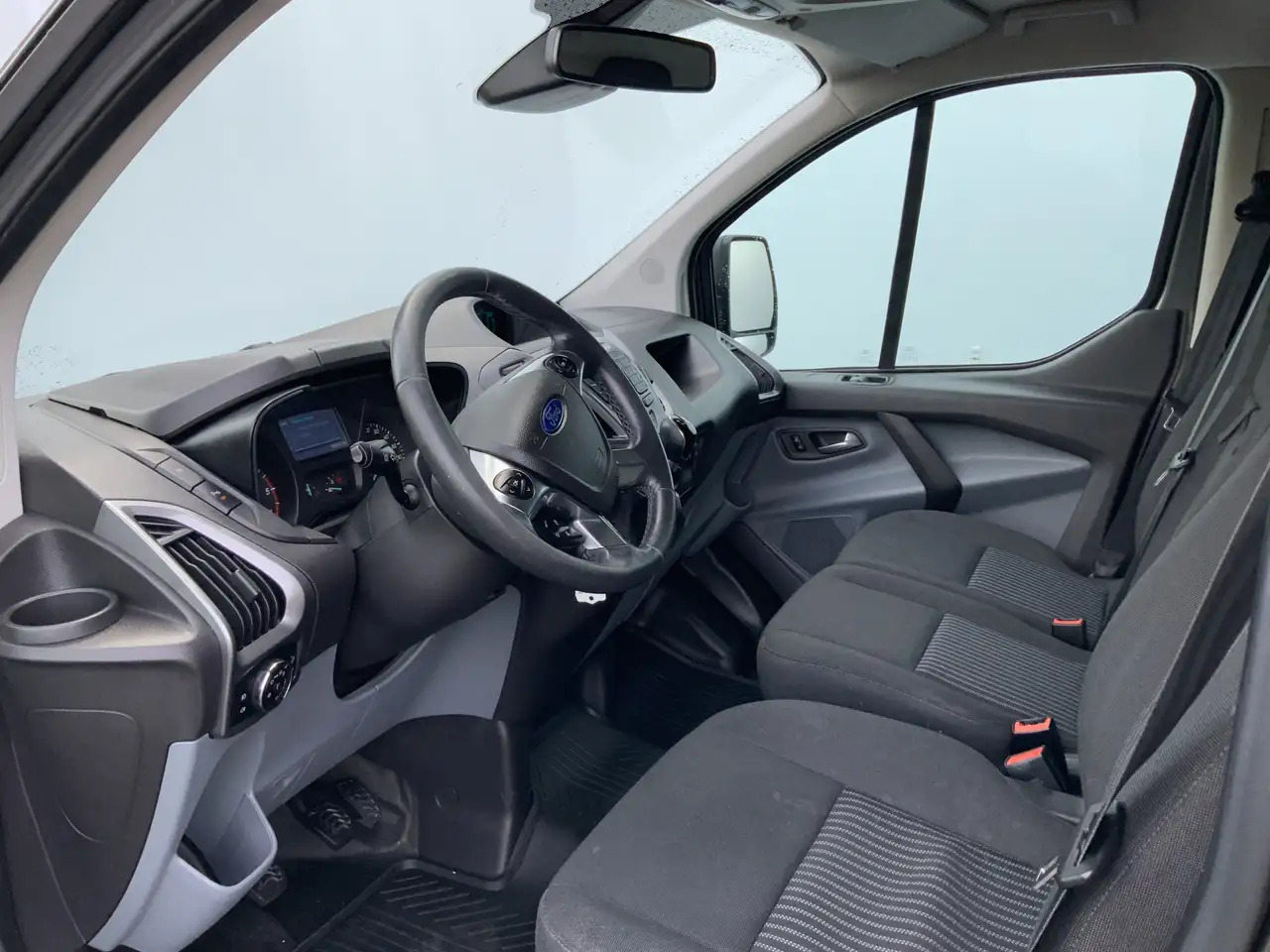 Ford Transit Custom 270 2.2 TDCI L1H1 Trend Airco Camera Cruise Dakdra - Krovininis mikroautobusas: foto 5 Ford Transit Custom 270 2.2 TDCI L1H1 Trend Airco Camera Cruise Dakdra - Krovininis mikroautobusas: foto 5