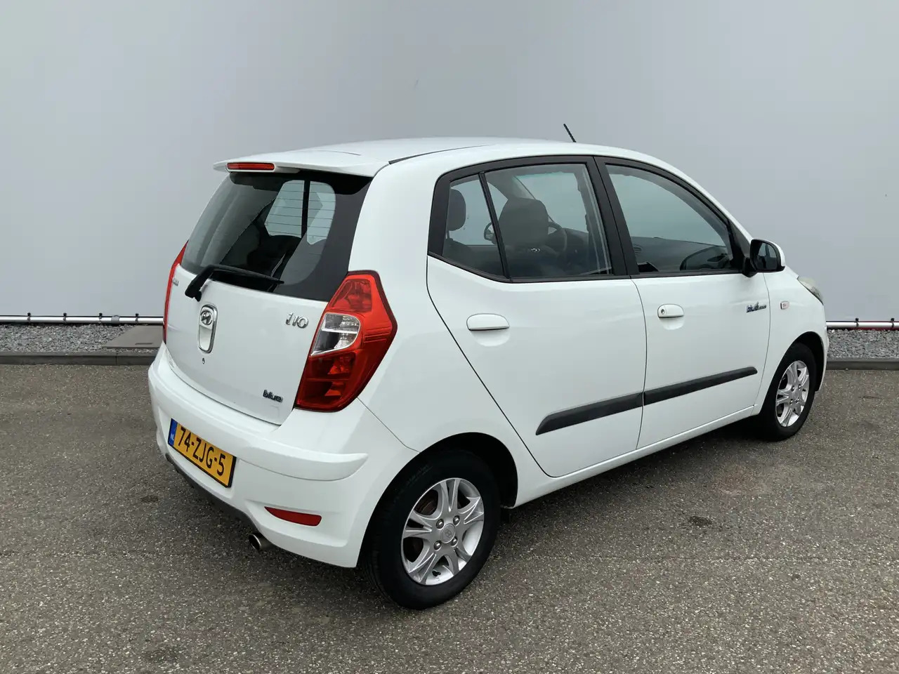 Hyundai i10 1.0 Pro 54083 KM! Airco, Lichtmetalen Wielen! - Hečbekas: foto 5 Hyundai i10 1.0 Pro 54083 KM! Airco, Lichtmetalen Wielen! - Hečbekas: foto 5