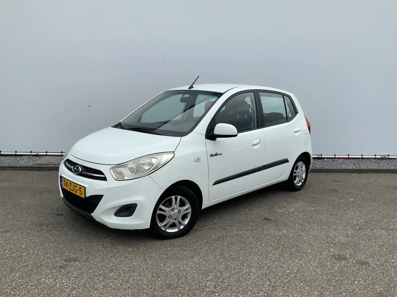 Hyundai i10 1.0 Pro 54083 KM! Airco, Lichtmetalen Wielen! - Hečbekas: foto 1 Hyundai i10 1.0 Pro 54083 KM! Airco, Lichtmetalen Wielen! - Hečbekas: foto 1