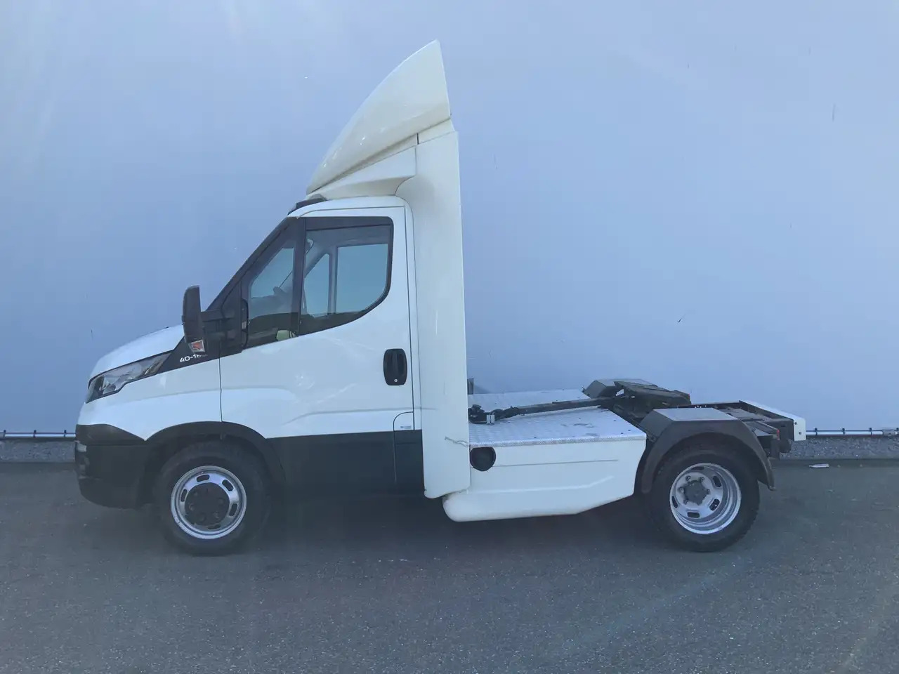 Iveco 40C18 B.E Trekker Airco Cruise 3 Zits Euro 6 180 - BE vilkikas: foto 3 Iveco 40C18 B.E Trekker Airco Cruise 3 Zits Euro 6 180 - BE vilkikas: foto 3