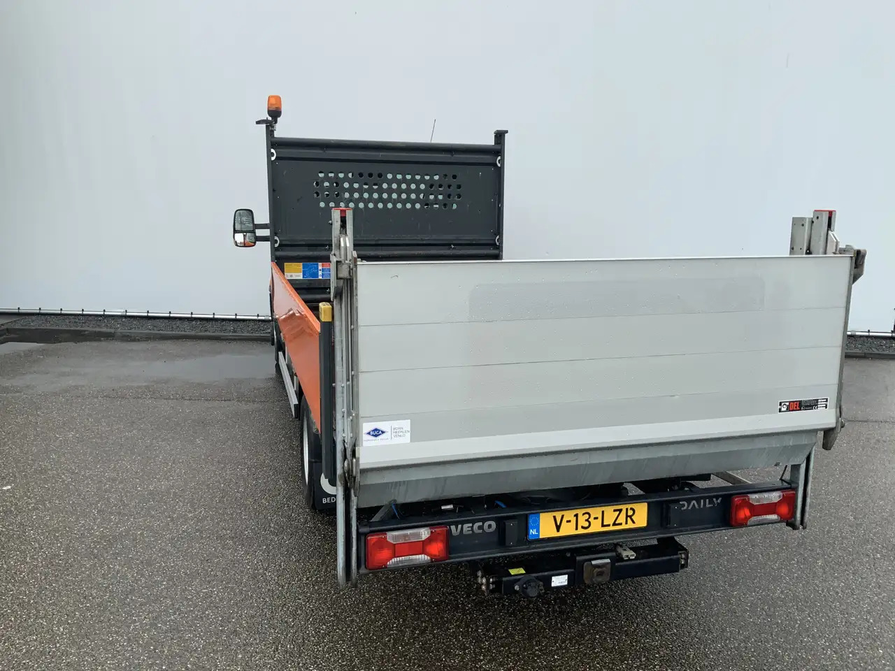 Iveco Daily 35C14 2.3 375 Pick Up & LaadLift Airco Navi Trekha - Bortinis automobilis: foto 3 Iveco Daily 35C14 2.3 375 Pick Up & LaadLift Airco Navi Trekha - Bortinis automobilis: foto 3