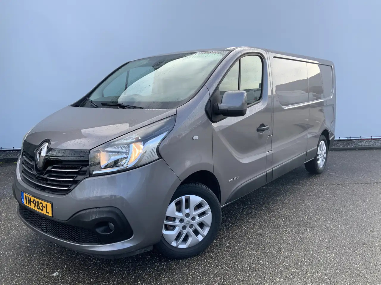 Renault Trafic 1.6 dCi T29 L2H1 DC Comfort Energy Airco Cruise Na - Kita technika: foto 1 Renault Trafic 1.6 dCi T29 L2H1 DC Comfort Energy Airco Cruise Na - Kita technika: foto 1
