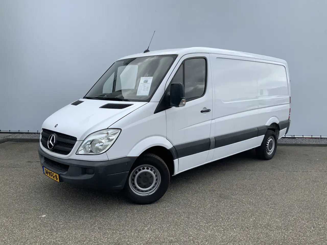 Mercedes-Benz Sprinter 311 2.2 CDI 366 L2 H1 Automaat Trekhaak 2800 kg 3 - Krovininis mikroautobusas: foto 1 Mercedes-Benz Sprinter 311 2.2 CDI 366 L2 H1 Automaat Trekhaak 2800 kg 3 - Krovininis mikroautobusas: foto 1