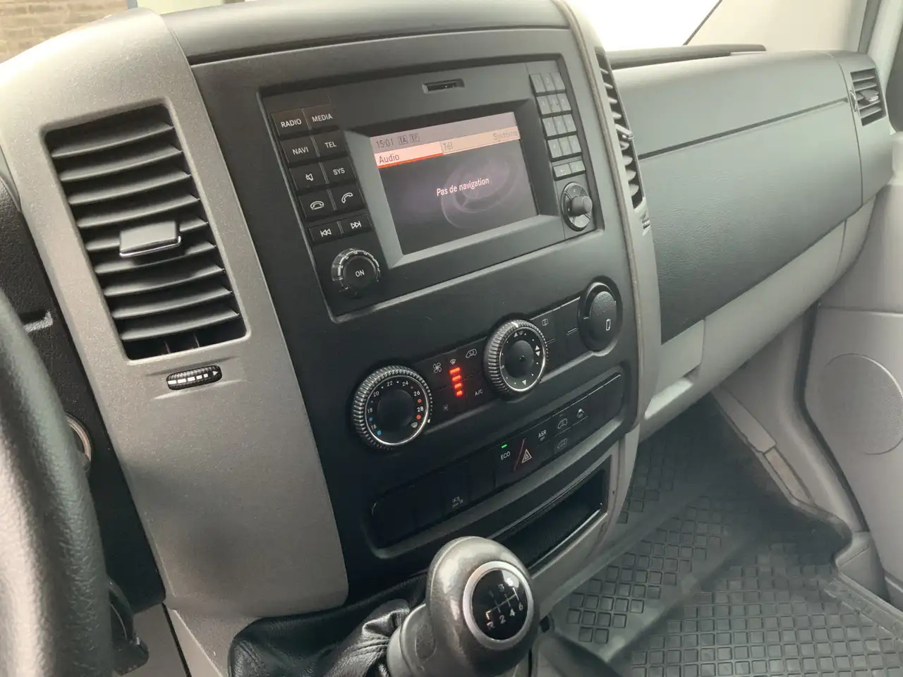 Mercedes-Benz Sprinter 316 2.2 CDI 432 L3 Maxi 3 Zits Airco Opstap & Trek - Krovininis mikroautobusas: foto 5 Mercedes-Benz Sprinter 316 2.2 CDI 432 L3 Maxi 3 Zits Airco Opstap & Trek - Krovininis mikroautobusas: foto 5