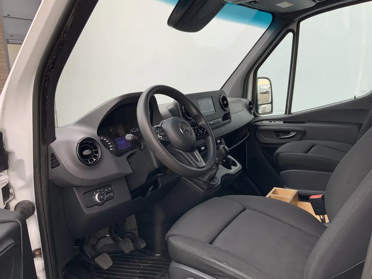 Mercedes-Benz Sprinter 316 2.2 CDI L2H2 Airco Cruise Camera Navi Trekhaak - Krovininis mikroautobusas: foto 4 Mercedes-Benz Sprinter 316 2.2 CDI L2H2 Airco Cruise Camera Navi Trekhaak - Krovininis mikroautobusas: foto 4