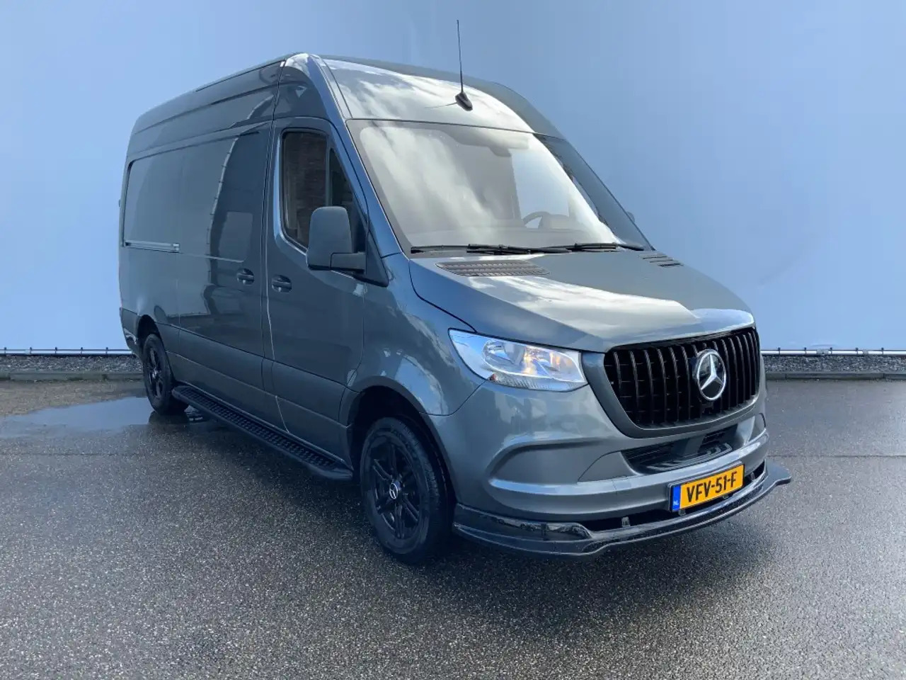 Mercedes-Benz Sprinter 319 3.0 CDI Autom.L2H2 Airco Cruise 3 Zits MBux 10 - Krovininis mikroautobusas: foto 3 Mercedes-Benz Sprinter 319 3.0 CDI Autom.L2H2 Airco Cruise 3 Zits MBux 10 - Krovininis mikroautobusas: foto 3