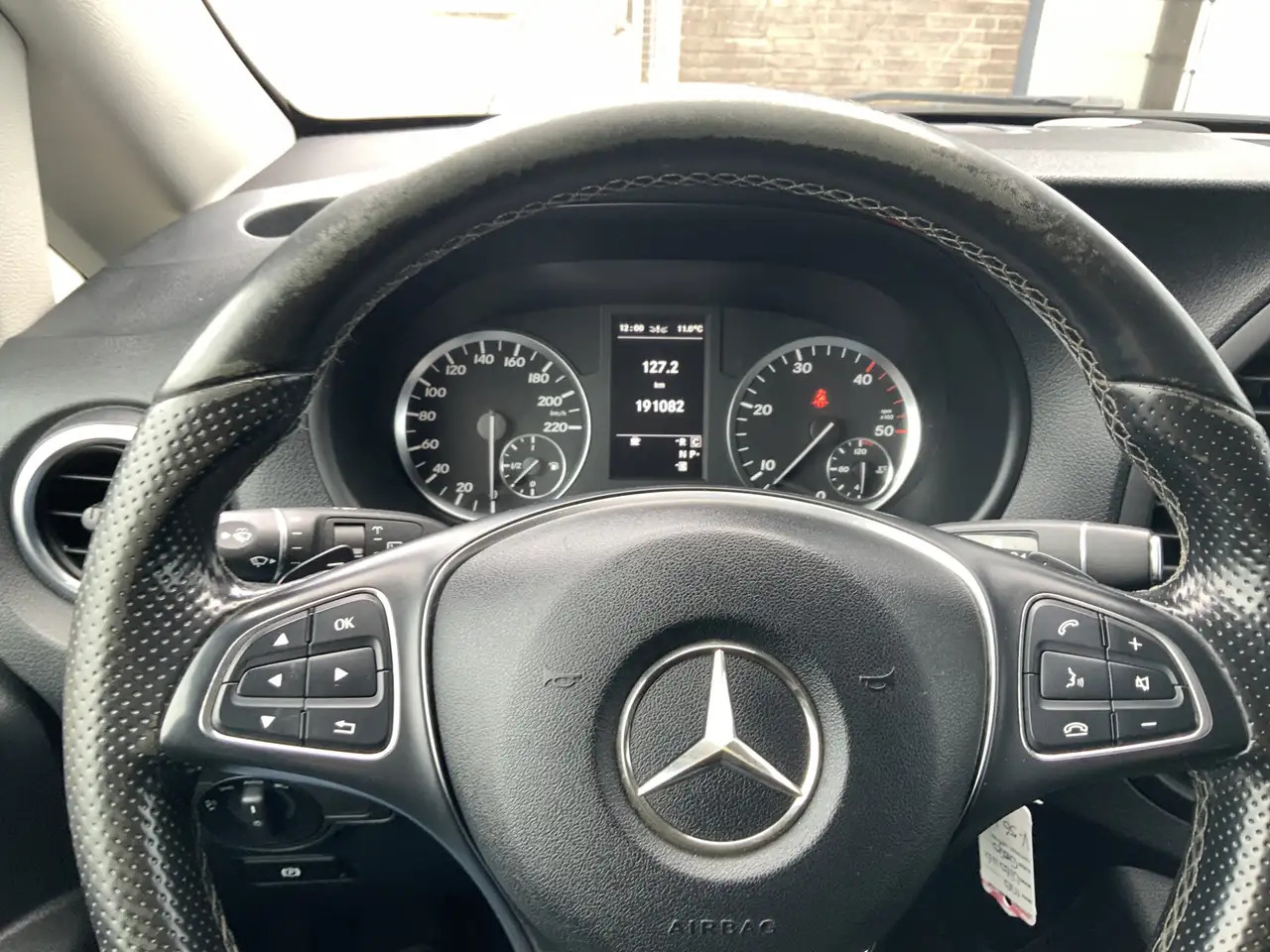 Mercedes-Benz Vito 116 CDI Lang Automaat Airco Cruise Camera Trekhaak - Krovininis mikroautobusas: foto 4 Mercedes-Benz Vito 116 CDI Lang Automaat Airco Cruise Camera Trekhaak - Krovininis mikroautobusas: foto 4