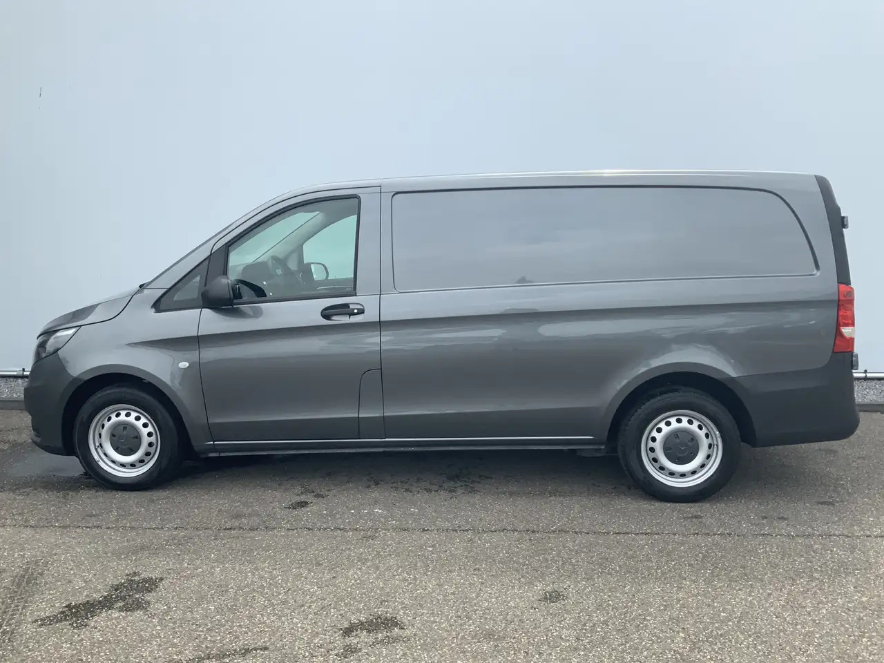 Mercedes-Benz Vito 116 CDI Lang Automaat Airco Cruise amera Navi Trek - Krovininis mikroautobusas: foto 3 Mercedes-Benz Vito 116 CDI Lang Automaat Airco Cruise amera Navi Trek - Krovininis mikroautobusas: foto 3