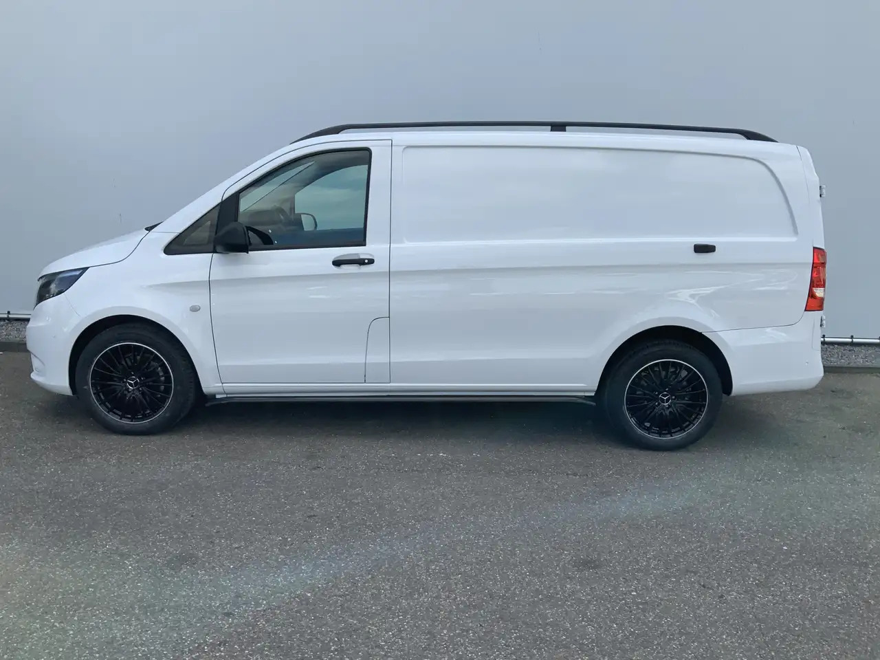Mercedes-Benz Vito Automaat 116 CDI Lang 2 Airco Cruise 3 Zits Alu Ve - Krovininis mikroautobusas: foto 3 Mercedes-Benz Vito Automaat 116 CDI Lang 2 Airco Cruise 3 Zits Alu Ve - Krovininis mikroautobusas: foto 3