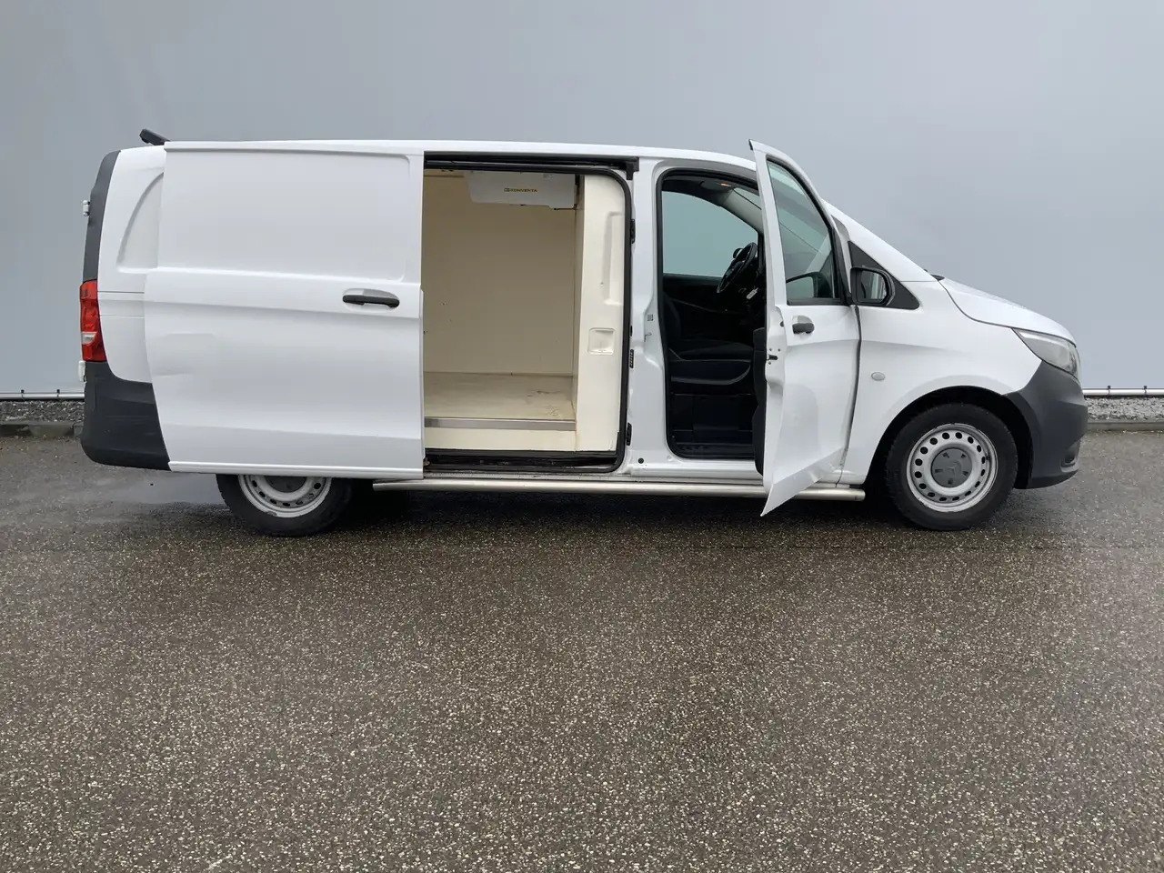 Mercedes-Benz Vito koeling konvekta Koelauto 111 CDI Functional Lang - Furgonas šaldytuvas: foto 4 Mercedes-Benz Vito koeling konvekta Koelauto 111 CDI Functional Lang - Furgonas šaldytuvas: foto 4