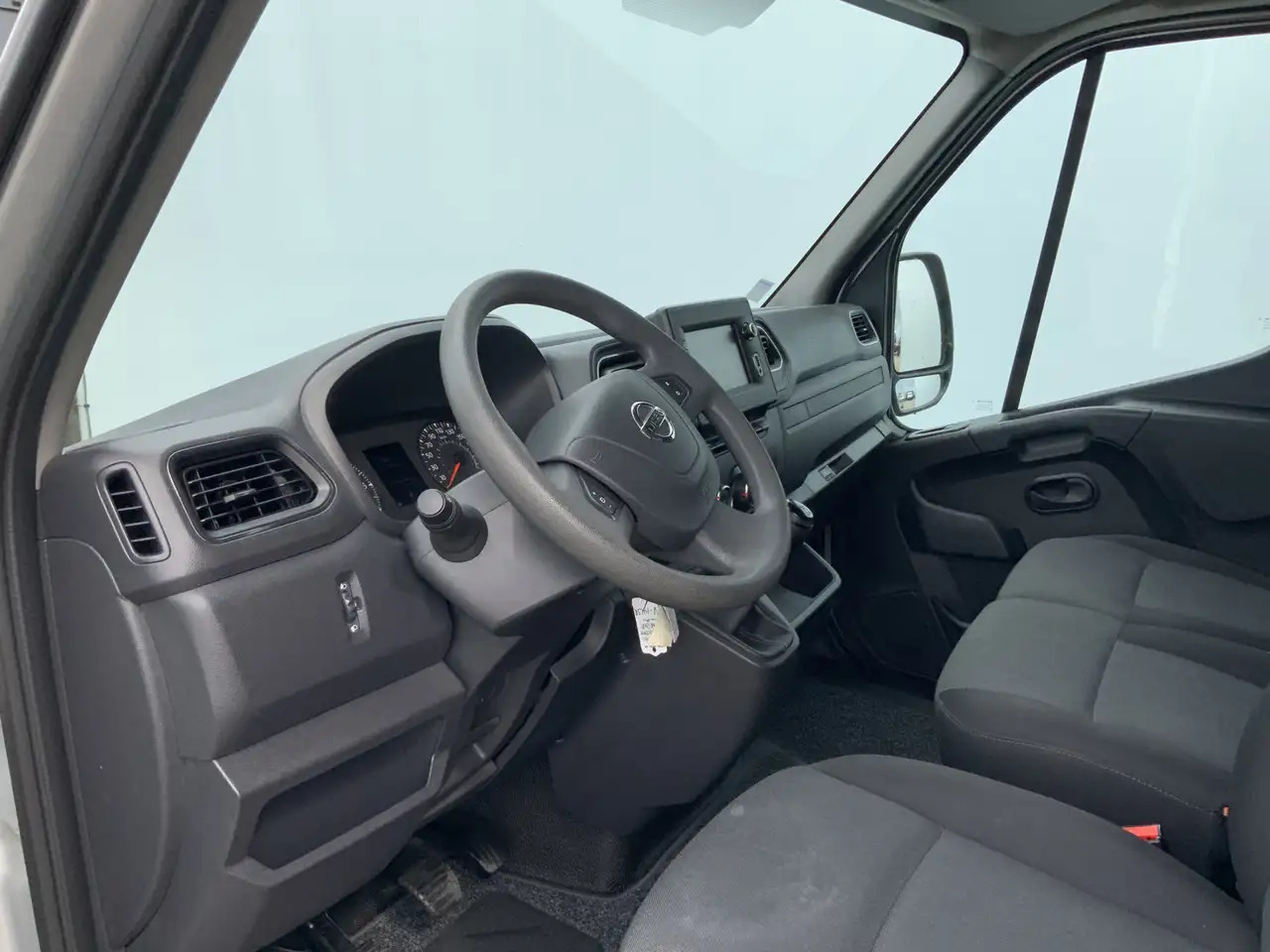 Nissan Interstar 2.3 dCi L2H2 Acenta Airco Cruise 3 Zits Camera Nav - Krovininis mikroautobusas: foto 5 Nissan Interstar 2.3 dCi L2H2 Acenta Airco Cruise 3 Zits Camera Nav - Krovininis mikroautobusas: foto 5