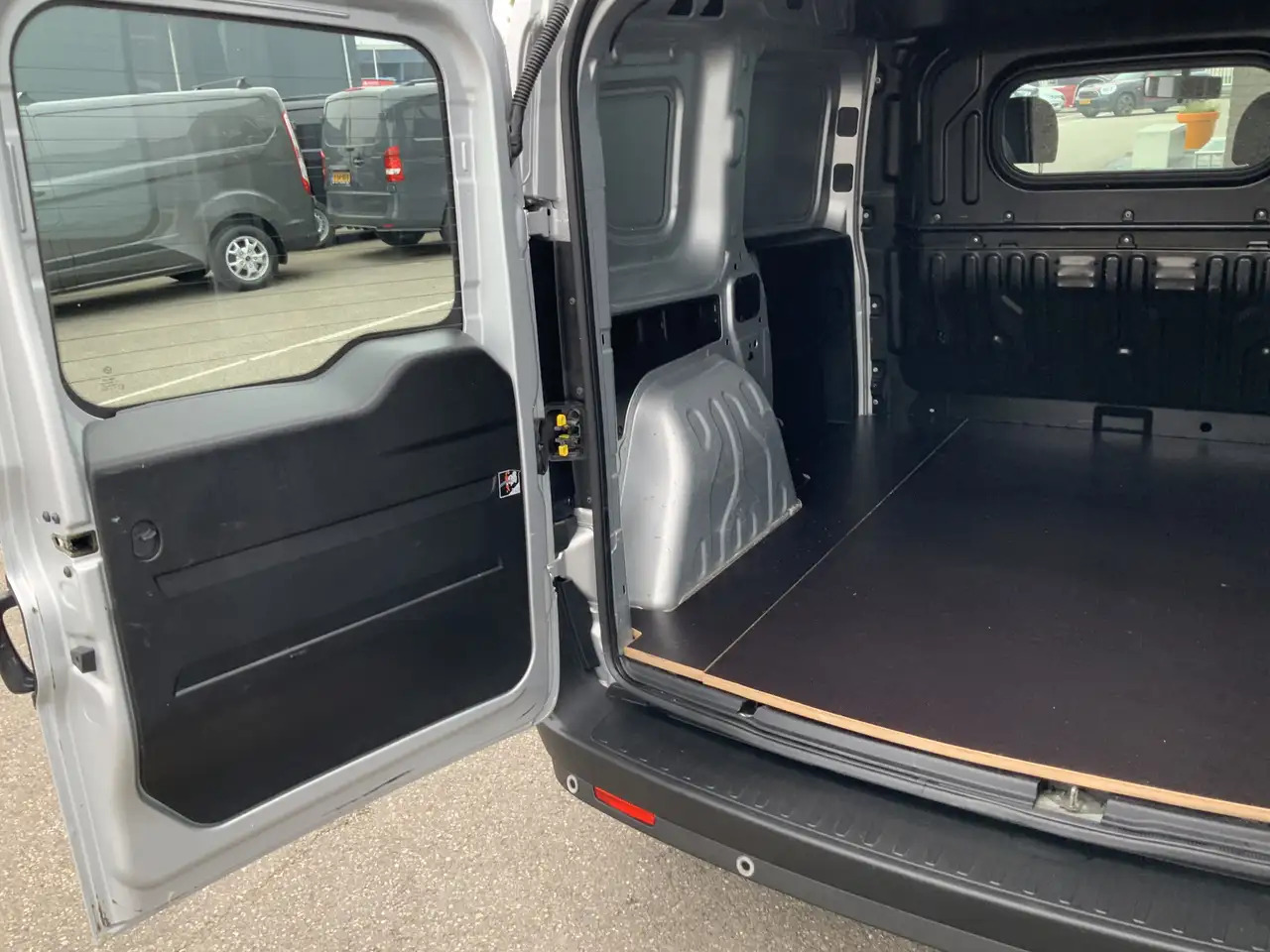 Mažas furgonas Opel Combo 1.3 CDTi L1H1 Edition Airco Euro 6: foto 9