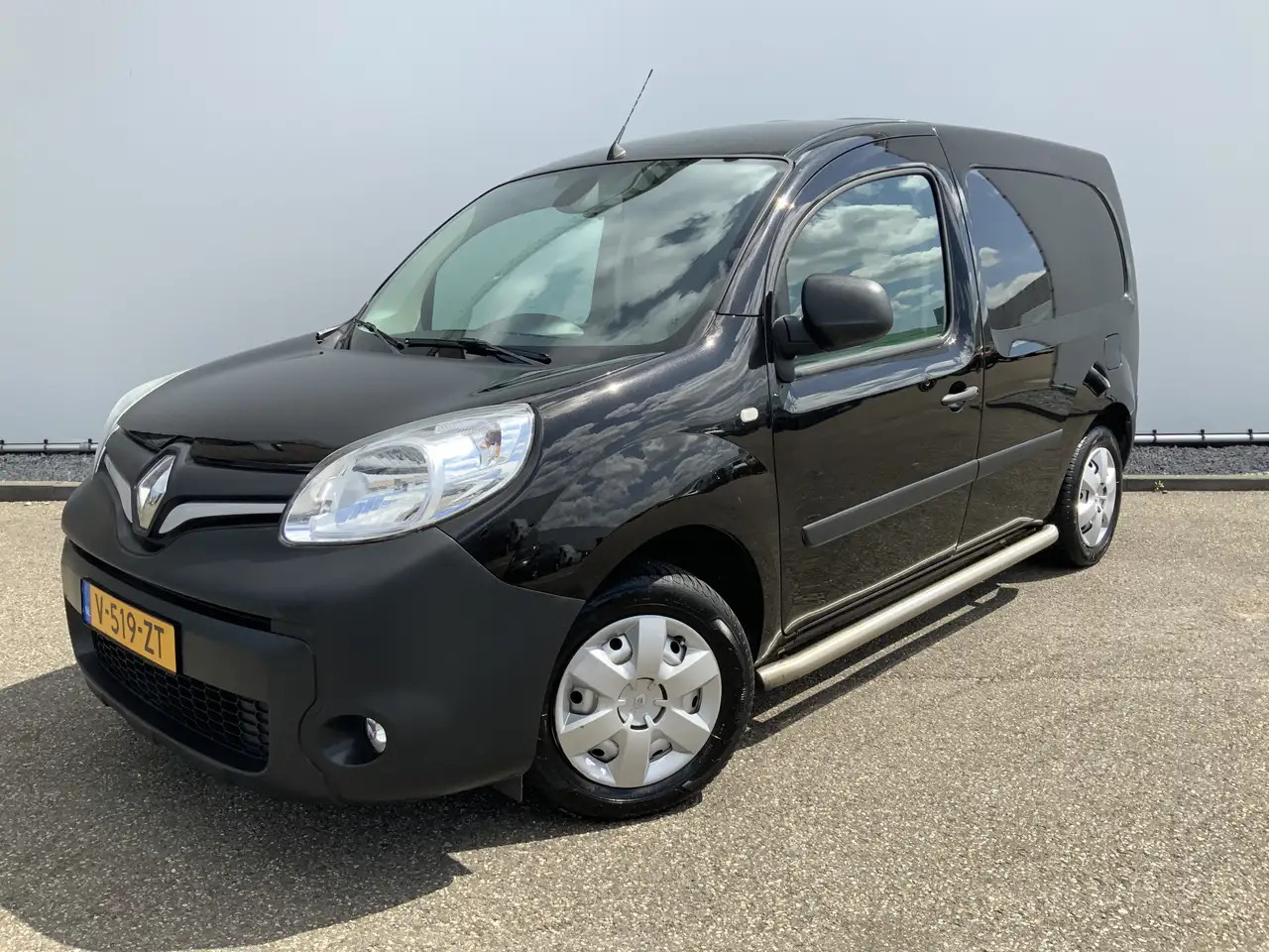 Renault Kangoo 1.5 dCi 90 Energy Comfort Plus .Sortimo Kasten Com - Mažas furgonas: foto 1 Renault Kangoo 1.5 dCi 90 Energy Comfort Plus .Sortimo Kasten Com - Mažas furgonas: foto 1