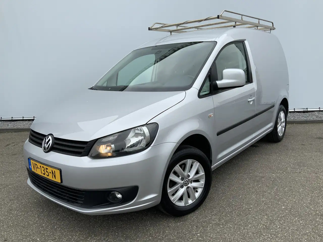 Volkswagen Caddy 1.6 TDI Airco Imperiaal Trekhaak 1400 kg navi Crui - Mažas furgonas: foto 1 Volkswagen Caddy 1.6 TDI Airco Imperiaal Trekhaak 1400 kg navi Crui - Mažas furgonas: foto 1