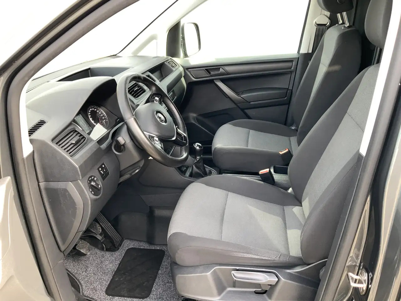 Volkswagen Caddy 2.0 TDI L2H1 BMT Maxi Exclusive Edtion Airco Navi - Mažas furgonas: foto 4 Volkswagen Caddy 2.0 TDI L2H1 BMT Maxi Exclusive Edtion Airco Navi - Mažas furgonas: foto 4