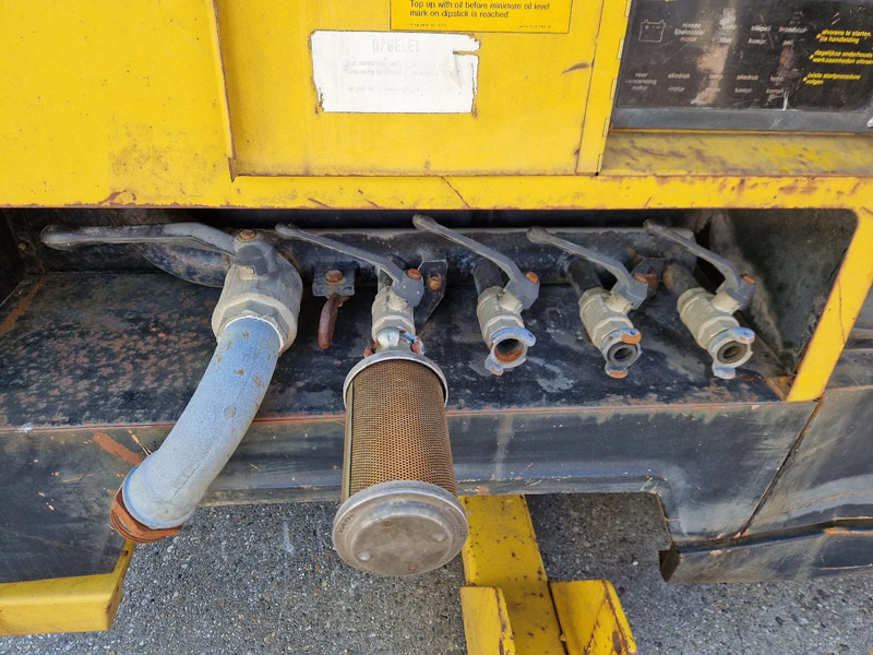 Atlas-Copco XAS350DD VERY LOW HOURS - Oro kompresorius: foto 5 Atlas-Copco XAS350DD VERY LOW HOURS - Oro kompresorius: foto 5