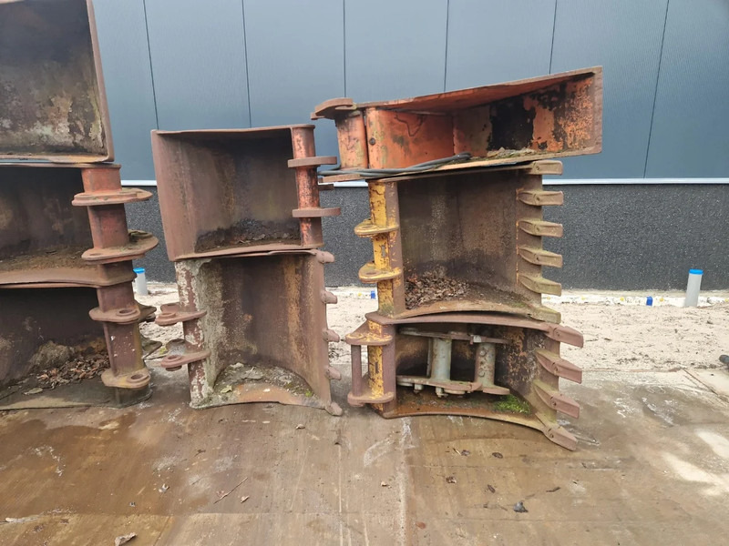 Diversen bakken penmaat 60 met en zonder tanden - Kaušas - Statybinė technika: foto 2 Diversen bakken penmaat 60 met en zonder tanden - Kaušas - Statybinė technika: foto 2