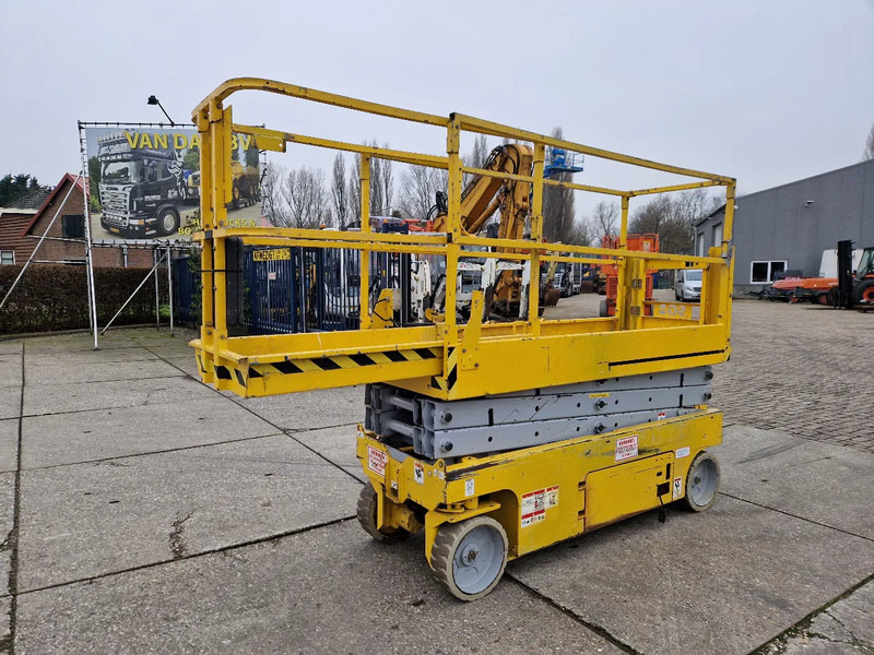 Genie GS2032 elektrisch werkhoogte 8m. met keuring - Žirklinis keltuvas: foto 1 Genie GS2032 elektrisch werkhoogte 8m. met keuring - Žirklinis keltuvas: foto 1