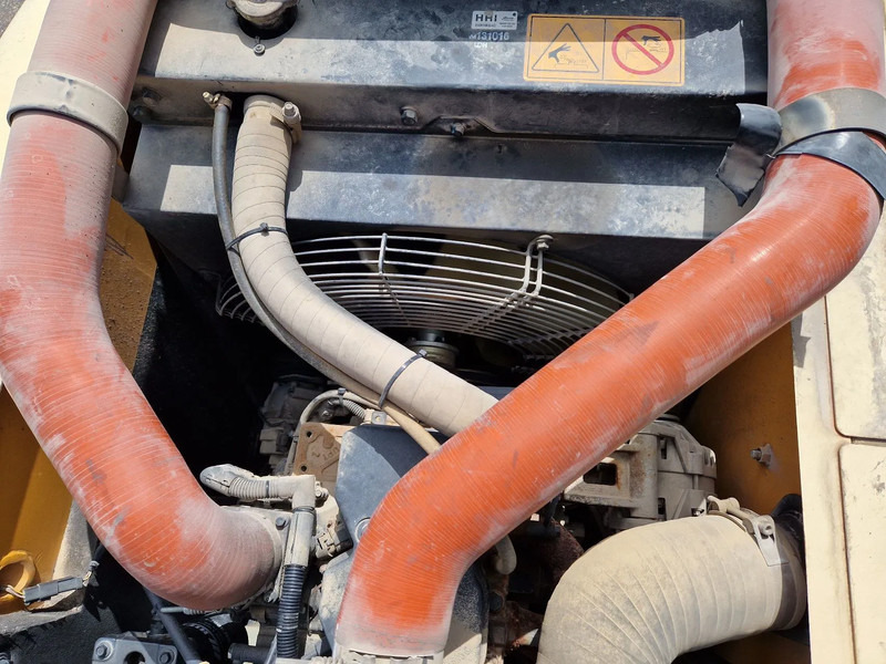 Ratinis ekskavatorius Hyundai Robex 140W-9 met airco: foto 13