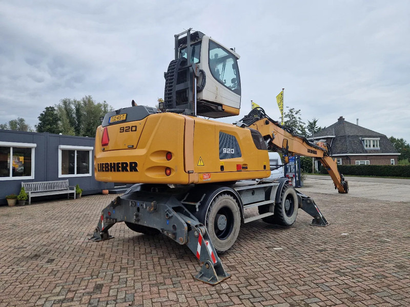 Liebherr A 920 Litronic - Ekskavatorius su ilga strėle: foto 2 Liebherr A 920 Litronic - Ekskavatorius su ilga strėle: foto 2