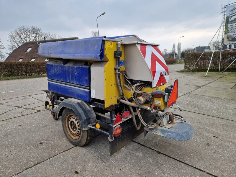 NIDO Stratos B08-15 nat zoutstrooier aanhanger - Smėlio/ Druskos barstytuvas: foto 2 NIDO Stratos B08-15 nat zoutstrooier aanhanger - Smėlio/ Druskos barstytuvas: foto 2