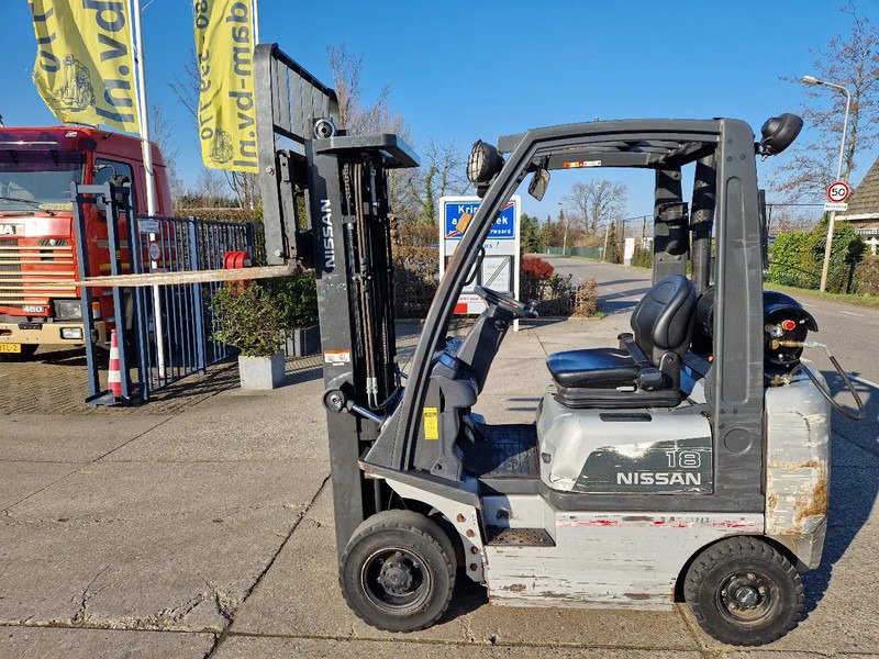 Nissan 1.8 ton LPG triplomast - Dujinis krautuvas: foto 1 Nissan 1.8 ton LPG triplomast - Dujinis krautuvas: foto 1