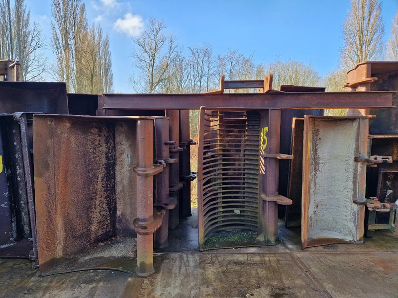 Onbekend brede bakken CW30/40 - Kaušas - Statybinė technika: foto 1 Onbekend brede bakken CW30/40 - Kaušas - Statybinė technika: foto 1