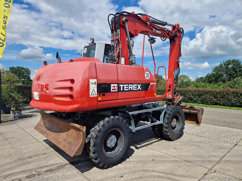 Terex TW160 inclusief kantelbak (1.98m.) - Ratinis ekskavatorius: foto 4 Terex TW160 inclusief kantelbak (1.98m.) - Ratinis ekskavatorius: foto 4