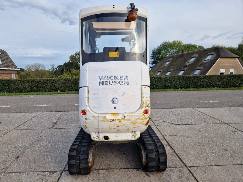 WACKER NEUSON 2404RD, kan op een berghelling draaien - Mini ekskavatorius: foto 5 WACKER NEUSON 2404RD, kan op een berghelling draaien - Mini ekskavatorius: foto 5