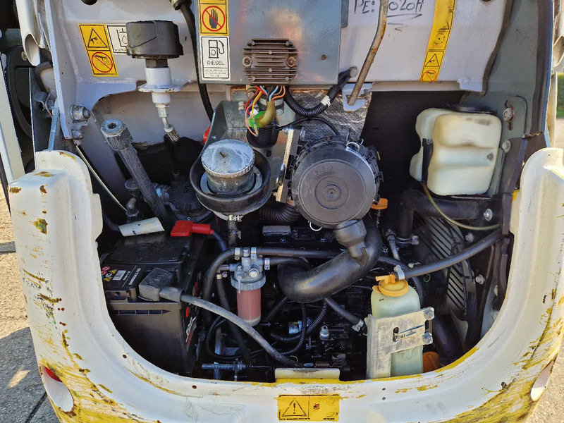 WACKER NEUSON 2404RD met nivelleersysteem, mountain proof - Mini ekskavatorius: foto 5 WACKER NEUSON 2404RD met nivelleersysteem, mountain proof - Mini ekskavatorius: foto 5