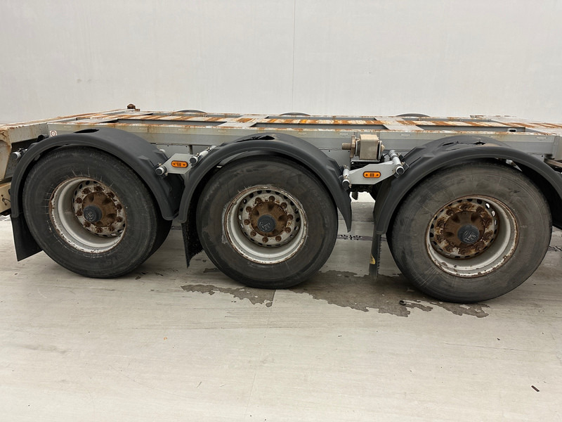 Broshuis Polyvalent skelet ADR 2 x 20-30-40-45 ft - Konteineris-vežimus/ Sukeisti kūną puspriekabė: foto 4 Broshuis Polyvalent skelet ADR 2 x 20-30-40-45 ft - Konteineris-vežimus/ Sukeisti kūną puspriekabė: foto 4