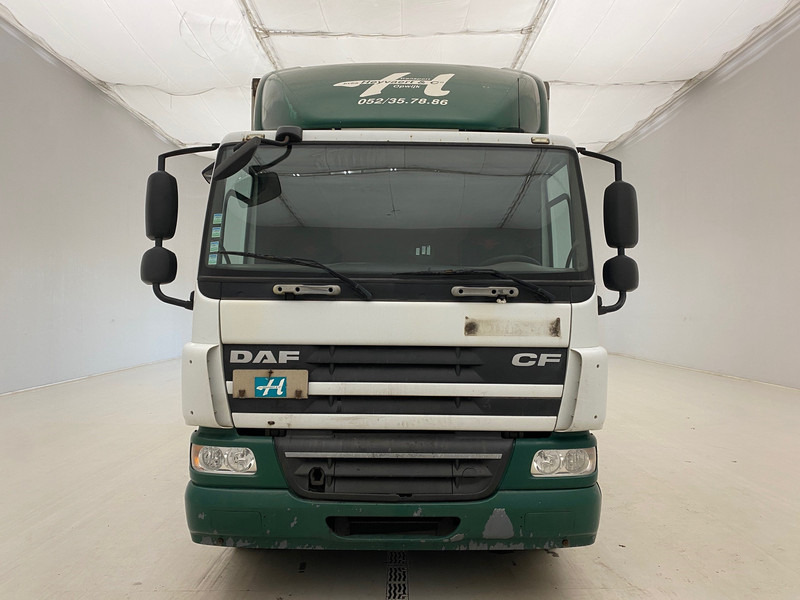 DAF CF75.250 - damaged engine* - Furgonas sunkvežimis: foto 2 DAF CF75.250 - damaged engine* - Furgonas sunkvežimis: foto 2