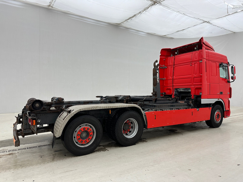 DAF XF105.410 Space Cab - Hook-lift sunkvežimis: foto 5 DAF XF105.410 Space Cab - Hook-lift sunkvežimis: foto 5
