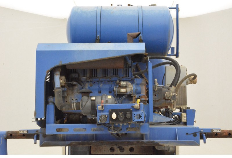 De Buf Mixer 10 m³ - Betonvežio puspriekabė: foto 3 De Buf Mixer 10 m³ - Betonvežio puspriekabė: foto 3