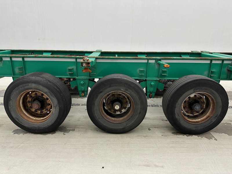 Fruehauf Skelet 2 x 20-40 ft - Konteineris-vežimus/ Sukeisti kūną puspriekabė: foto 4 Fruehauf Skelet 2 x 20-40 ft - Konteineris-vežimus/ Sukeisti kūną puspriekabė: foto 4