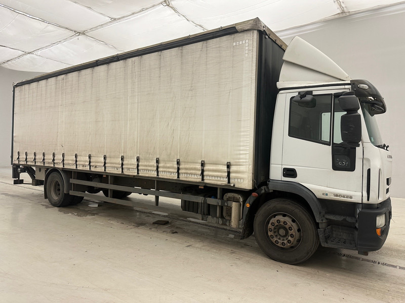 Iveco Eurocargo 180E28 - Tentinis sunkvežimis: foto 3 Iveco Eurocargo 180E28 - Tentinis sunkvežimis: foto 3