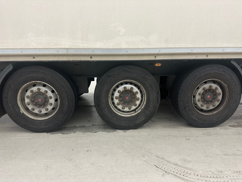 Kögel KOFFER - Furgonas puspriekabė: foto 4 Kögel KOFFER - Furgonas puspriekabė: foto 4