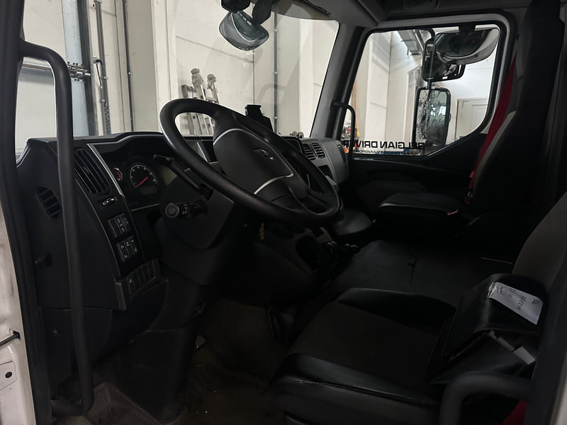 Renault D240 - Furgonas sunkvežimis: foto 5 Renault D240 - Furgonas sunkvežimis: foto 5