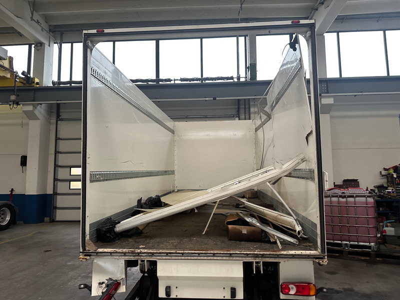 Renault D240 - Furgonas sunkvežimis: foto 4 Renault D240 - Furgonas sunkvežimis: foto 4