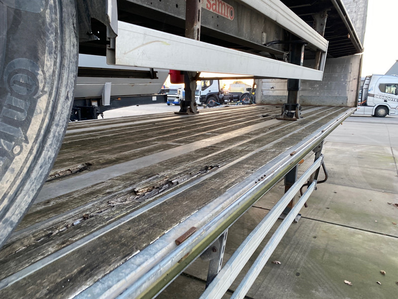 Samro Plateau - Platforminė/ Bortinė puspriekabė: foto 5 Samro Plateau - Platforminė/ Bortinė puspriekabė: foto 5