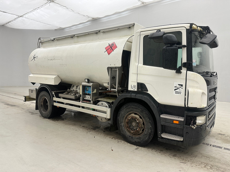 Scania P230* - Autocisterna: foto 3 Scania P230* - Autocisterna: foto 3