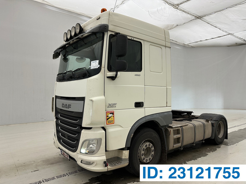 DAF XF 460 Space Cab - Vilkikas: foto 1 DAF XF 460 Space Cab - Vilkikas: foto 1