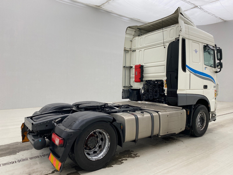 DAF XF 460 Space Cab - Vilkikas: foto 4 DAF XF 460 Space Cab - Vilkikas: foto 4