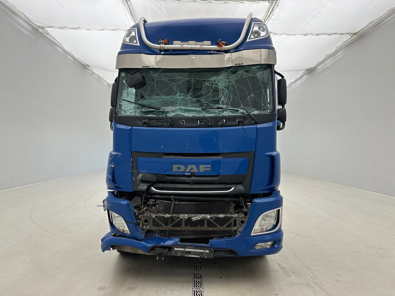 DAF XF 510 Super Space Cab* - Vilkikas: foto 2 DAF XF 510 Super Space Cab* - Vilkikas: foto 2