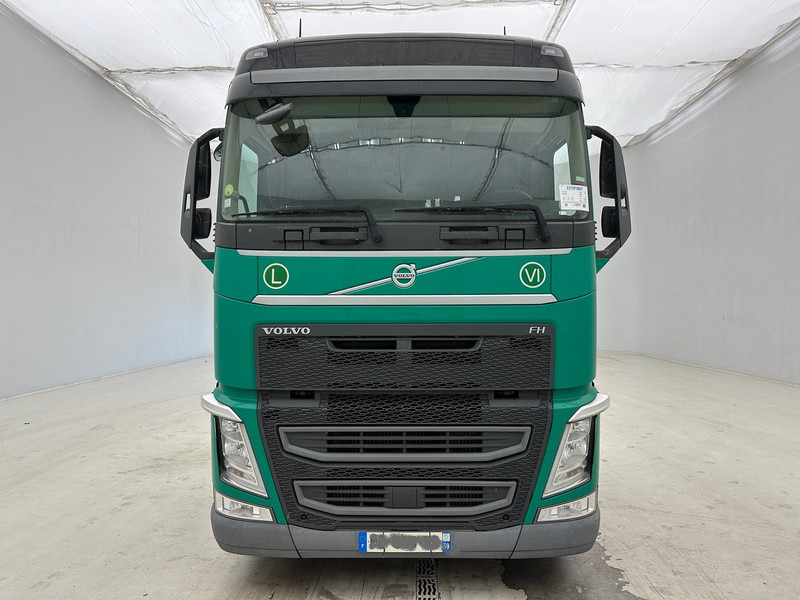 Volvo FH 460 Globetrotter - Vilkikas: foto 2 Volvo FH 460 Globetrotter - Vilkikas: foto 2