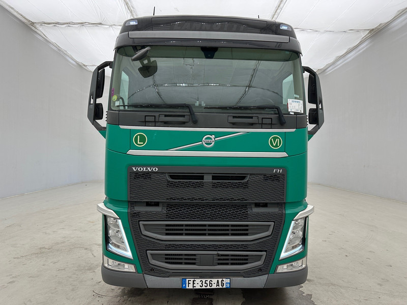 Volvo FH 460 Globetrotter - Vilkikas: foto 2 Volvo FH 460 Globetrotter - Vilkikas: foto 2