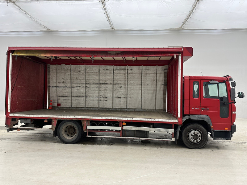Volvo FL 220 - Tentinis sunkvežimis: foto 4 Volvo FL 220 - Tentinis sunkvežimis: foto 4