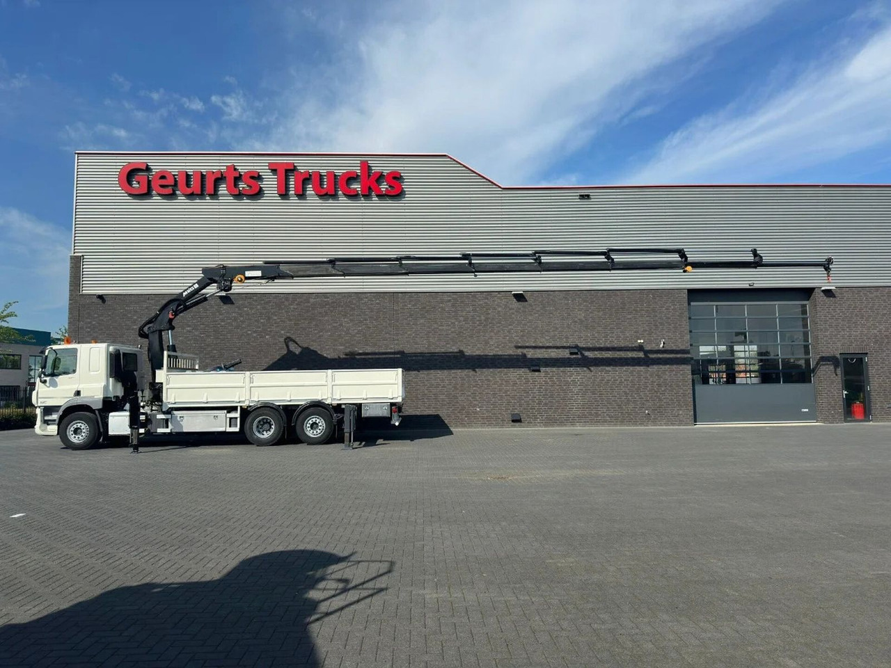 Sunkvežimis su kranu DAF CF 330 6X2 MKG HLK 341 SHP A8 KRAAN/KRAN/CANE/GR: foto 1