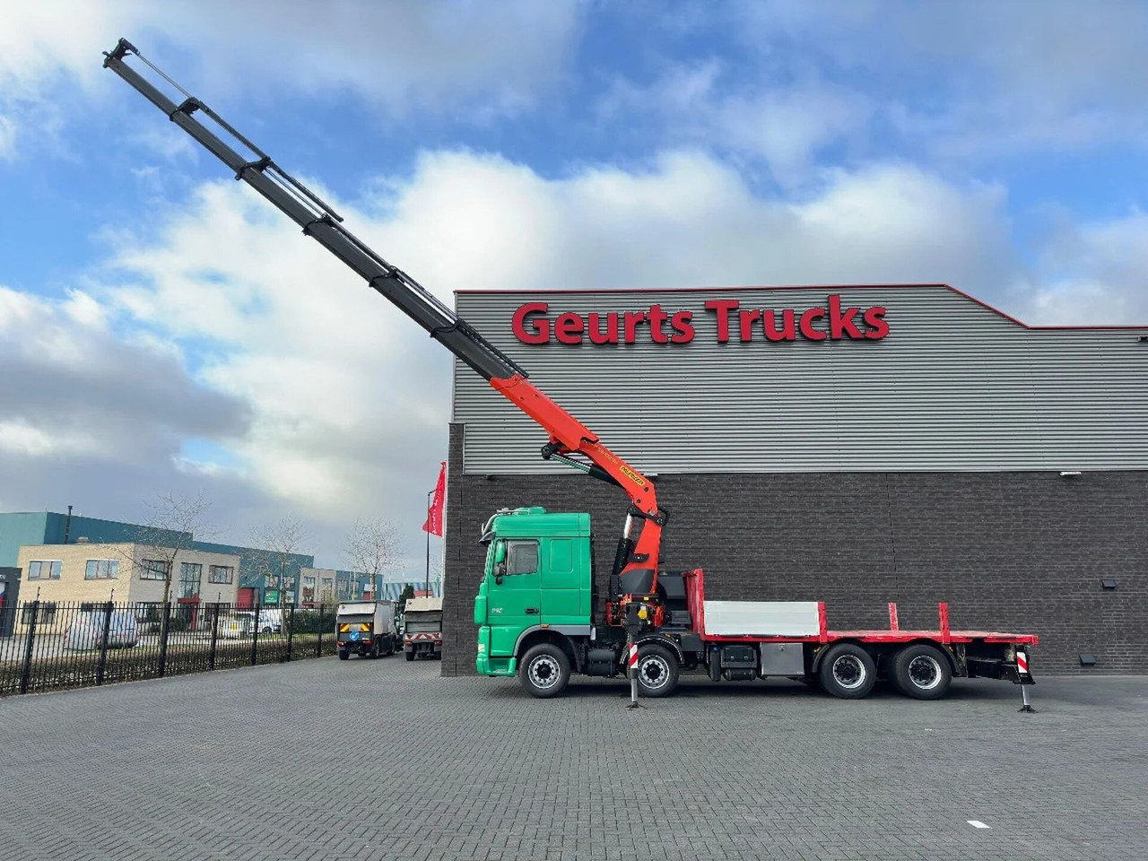 DAF XF 105.510 8X4 + PALFINGER PK 65002-SH E POWER L - Sunkvežimis su kranu: foto 5 DAF XF 105.510 8X4 + PALFINGER PK 65002-SH E POWER L - Sunkvežimis su kranu: foto 5